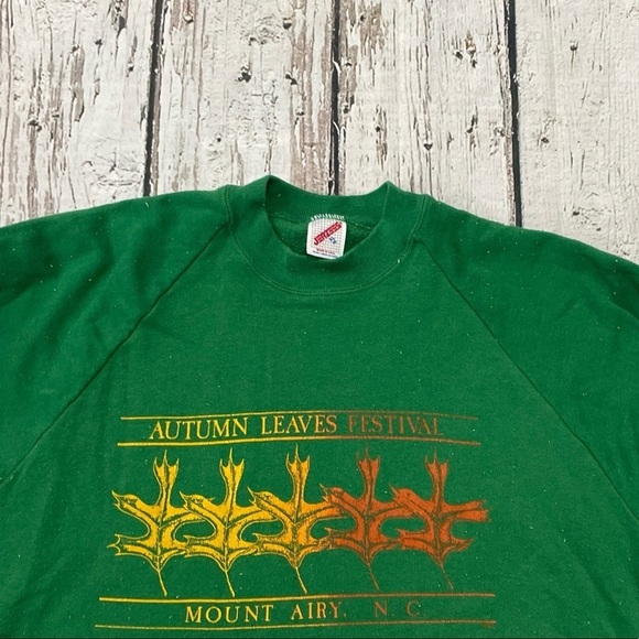 Vintage Mount Airy North Carolina Travel Destination 1980s Crewneck Sweatshirt - Picture 3 of 7